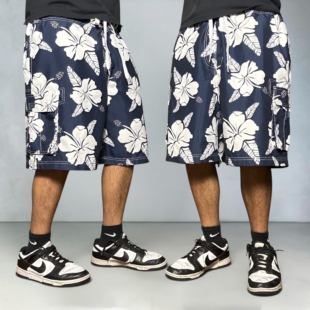 Ocean‎ Pacific OP Hibiscus Floral Board Shorts Navy Blue Cargo Size XL 40-42 Y2K